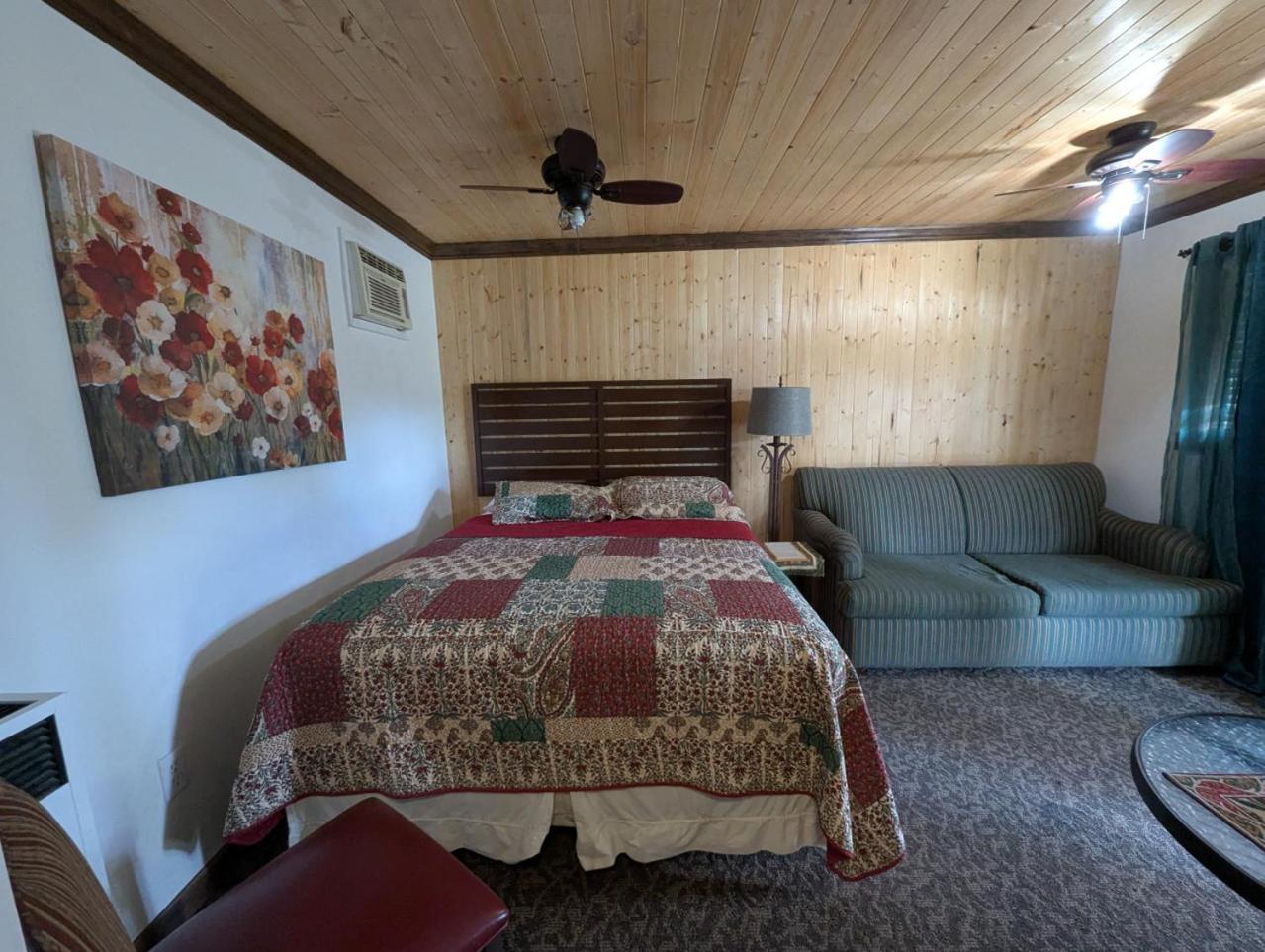 סקוו ואלי Squaw Valley Motel Room 6 מראה חיצוני תמונה